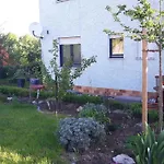 2 Mit Aussenpool Und Sauna Apartman