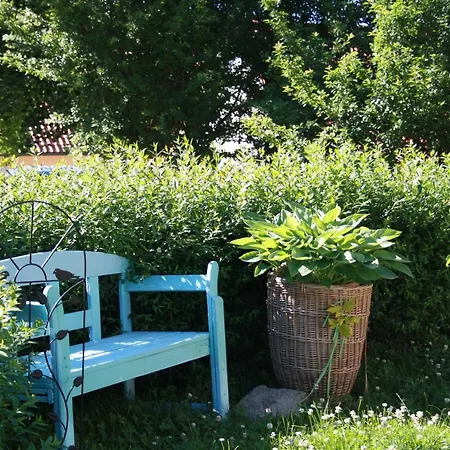 2 Mit Aussenpool Und Sauna Appartement