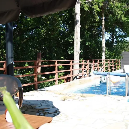 2 Mit Aussenpool Und Sauna