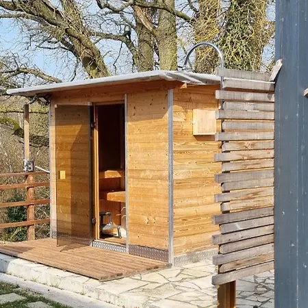 2 Mit Außenpool Und Sauna Apartment Sulzfeld am Main