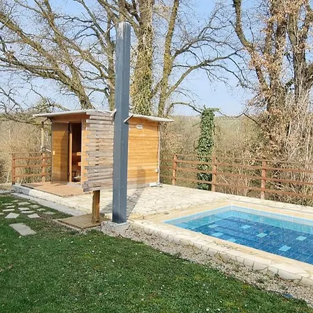 2 Mit Außenpool Und Sauna Apartment