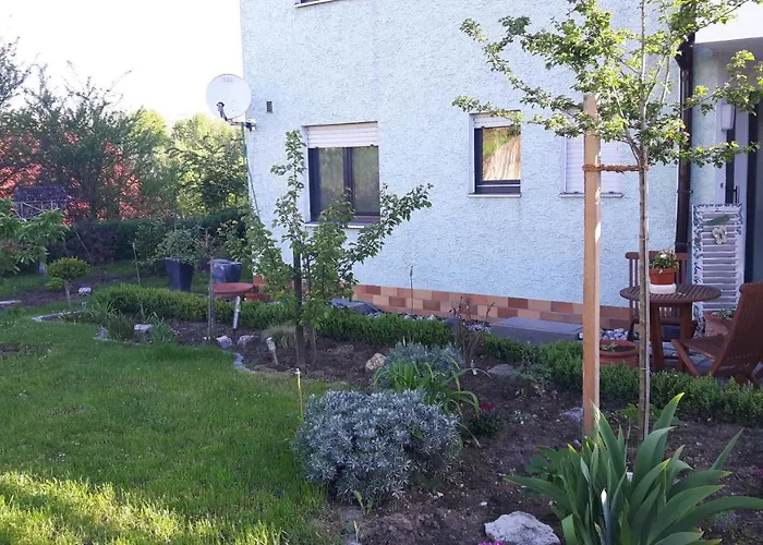 2 Mit Außenpool Und Sauna Apartment