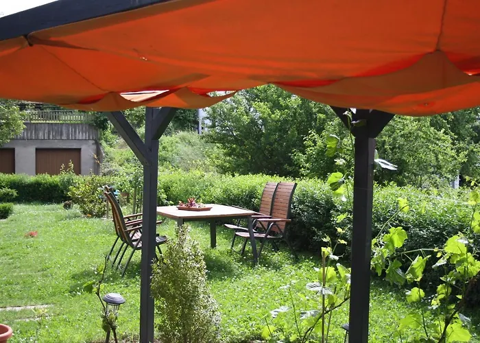 2 Mit Aussenpool Und Sauna *